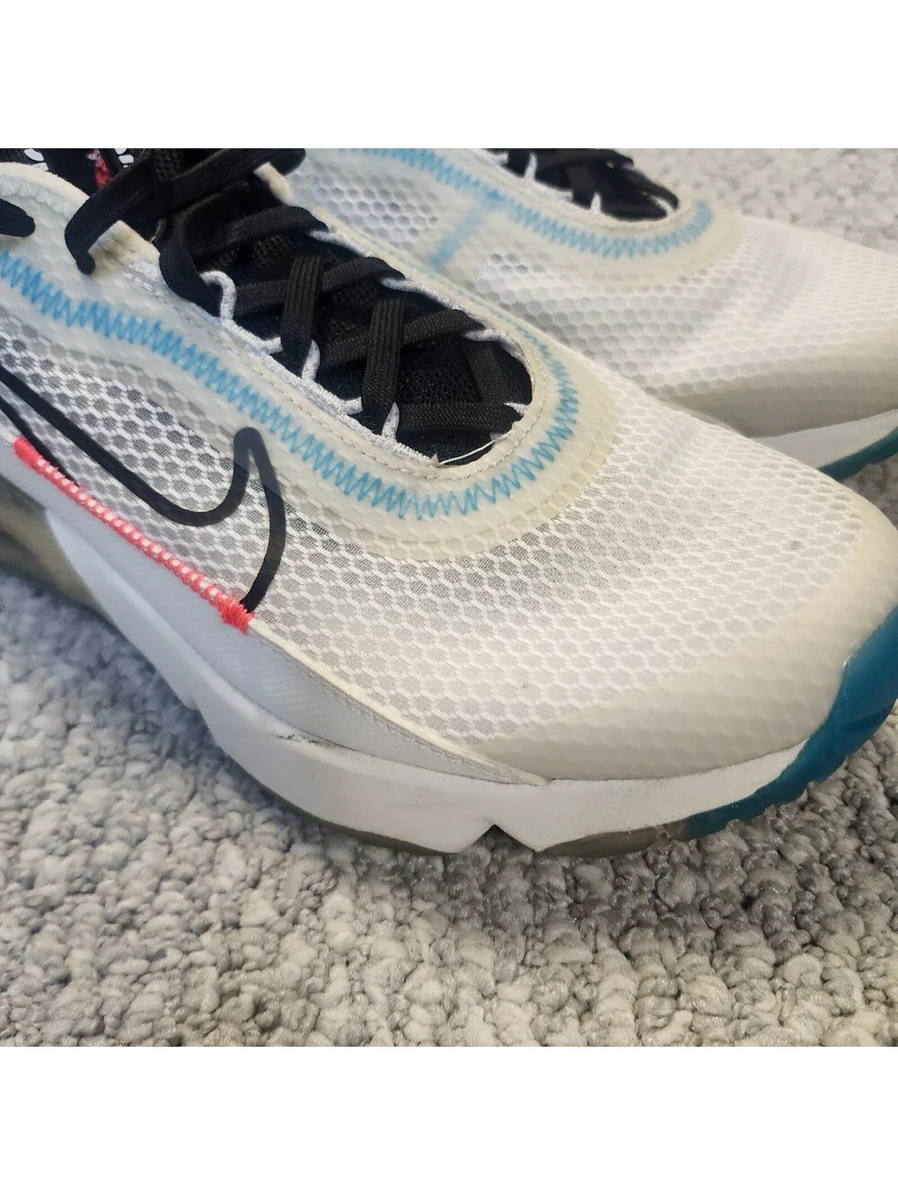 Nike Air Max 2090 Pure Platinum White and Blue Sneakers Size 6Y